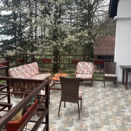 Kuca U Sumi Kosmaj Nyaraló